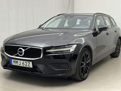 Svart Begagnad 2019 Volvo V60 Momentum Kombi | 229 000 kr (Marknadspris)