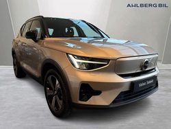 Grå Begagnad 2022 Volvo XC40 Core SUV | 344 500 kr