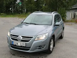 Grå Begagnad 2010 VW Tiguan Sportline SUV | 49 000 kr