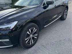 Svart Begagnad 2022 Volvo XC60 SUV | 349 000 kr (Superpris)