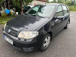 Svart Begagnad 2004 Fiat Punto Dynamic Halvkombi | 19 500 kr