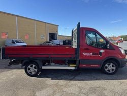 Röd Begagnad 2016 Ford Transit | 48 000 kr