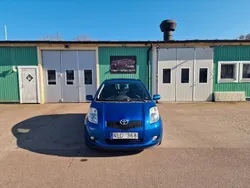 Blå Begagnad 2006 Toyota Yaris Halvkombi | 42 000 kr (Marknadspris)