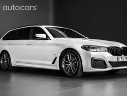 Vit Begagnad 2021 BMW 520 M Sport Kombi | 448 750 kr (Dyr)