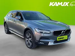 Silver/grå Begagnad 2017 Volvo V90 Kombi | 314 800 kr