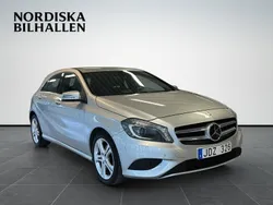 Silver Begagnad 2013 Mercedes A180 Urban Halvkombi | 159 795 kr (Marknadspris)