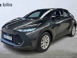 Grå Begagnad 2025 Toyota C-HR SUV | 329 900 kr