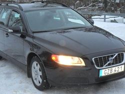 Svart Begagnad 2008 Volvo V70 Kinetic Kombi | 44 000 kr (Dyr)