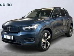 Mörkblå (blå) Begagnad 2022 Volvo XC40 Pro SUV | 369 000 kr