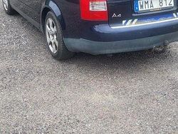 Blå Begagnad 2003 Audi A4 Kombi | 18 000 kr