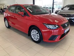 Röd (pure red) Begagnad 2023 Seat Ibiza Style Halvkombi | 184 900 kr (Marknadspris)