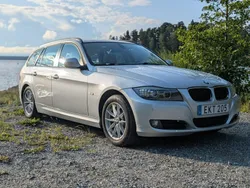 Silver Begagnad 2011 BMW 320 Kombi | 99 000 kr (Lite dyr)