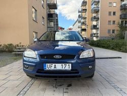 Blå Begagnad 2007 Ford Focus Trend Kombi | 19 990 kr (Bra pris)