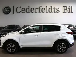 Vit Begagnad 2018 Kia Sportage Advance SUV | 178 900 kr (Marknadspris)