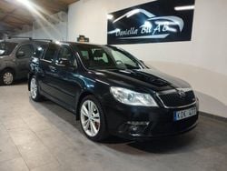 Svart Begagnad 2009 Skoda Octavia RS Kombi | 54 999 kr (Marknadspris)