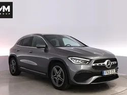 Mörkgrå Begagnad 2022 Mercedes GLA200 AMG SUV | 379 000 kr (Marknadspris)