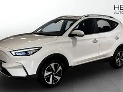 Vit Begagnad 2023 MG ZS Comfort Sedan | 452 990 kr