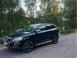 Svart Begagnad 2013 Volvo XC60 R-Design SUV | 143 000 kr (Bra pris)