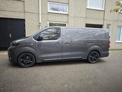 Grå Begagnad 2021 Toyota Proace Van | 245 000 kr (Marknadspris)