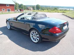 Svart Begagnad 2004 Mercedes SL350 Cab | 199 000 kr (Dyr)