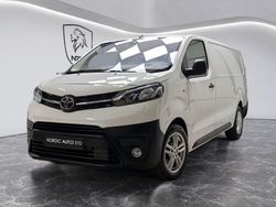 Vit Begagnad 2019 Toyota Proace Van | 199 900 kr (Marknadspris)