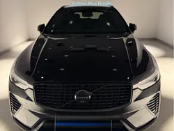 Svart Ny 2025 Volvo XC60 Plus SUV | 610 000 kr (Lite dyr)