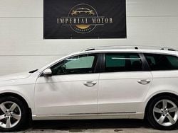 Vit Begagnad 2011 VW Passat Kombi | 39 900 kr (Marknadspris)