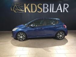 Mörkblå Begagnad 2012 Peugeot 208 Active Halvkombi | 49 500 kr (Marknadspris)