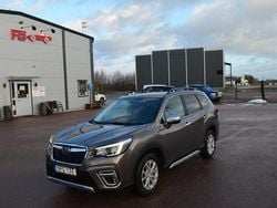 Ljusbrun Begagnad 2020 Subaru Forester SUV | 289 000 kr (Marknadspris)