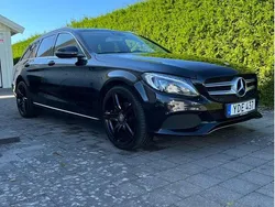 Svart Begagnad 2016 Mercedes 220 Avantgarde Kombi | 215 000 kr