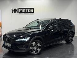 Svart Begagnad 2020 Volvo V60 CC Kombi | 269 900 kr (Dyr)