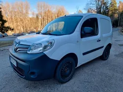 Vit Begagnad 2019 Renault Kangoo Minibuss | 99 500 kr (Marknadspris)