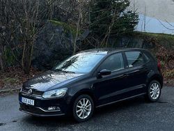 Begagnad 2017 VW Polo Halvkombi | 100 000 kr (Marknadspris)