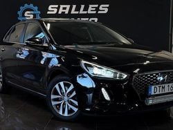 Svart Begagnad 2017 Hyundai i30 Premium Halvkombi | 106 900 kr (Lite dyr)
