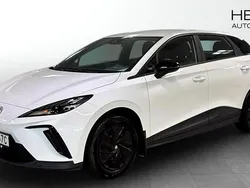 Vit (white) Begagnad 2023 MG MG4 EV Halvkombi | 249 900 kr