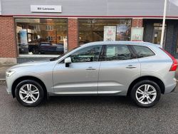Silver Begagnad 2018 Volvo XC60 Momentum SUV | 298 000 kr (Marknadspris)