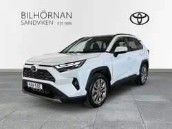 Vit Begagnad 2024 Toyota RAV4 Hybrid Executive SUV | 549 900 kr (Dyr)