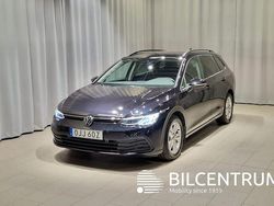 Svart Begagnad 2024 VW Golf VIII Kombi | 284 900 kr (Marknadspris)