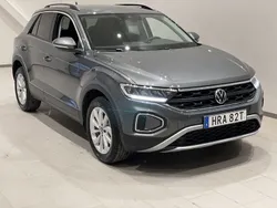 Grå (indium grey metallic) Ny 2025 VW T-Roc SUV | 343 900 kr (Marknadspris)