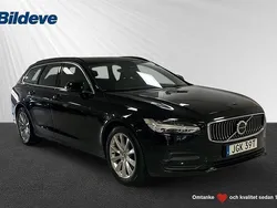 Svart Begagnad 2022 Volvo V90 Momentum Kombi | 299 900 kr (Marknadspris)