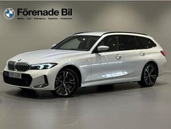Mineral vit metallic Begagnad 2025 BMW 330 M Sport Kombi | 479 000 kr