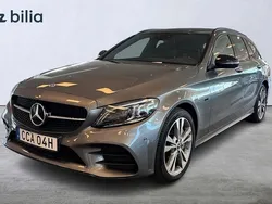 Grå Begagnad 2020 Mercedes C300e AMG line Kombi | 299 900 kr (Marknadspris)