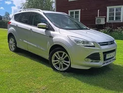 Grå Begagnad 2017 Ford Kuga Titanium X SUV | 130 000 kr (Marknadspris)