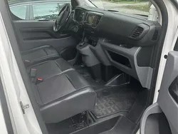 Vit Begagnad 2018 Peugeot Expert Van | 140 000 kr (Bra pris)