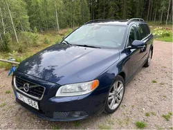 Blå Begagnad 2013 Volvo V70 Momentum Kombi | 73 000 kr (Bra pris)
