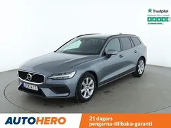 Grå Begagnad 2019 Volvo V60 Momentum Kombi | 219 000 kr (Marknadspris)