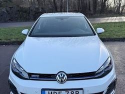 Begagnad 2020 VW Golf VIII GTE Halvkombi | 209 000 kr (Superpris)