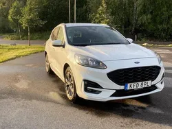 Vit Begagnad 2020 Ford Kuga ST-Line SUV | 225 000 kr (Marknadspris)