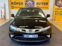 Svart Begagnad 2009 Honda Civic Sport Halvkombi | 47 900 kr (Marknadspris)