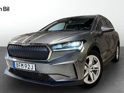 Grå Begagnad 2022 Skoda Enyaq iV SUV | 434 900 kr (Marknadspris)
